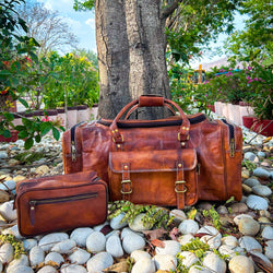 Walker Leather Weekender Bag + Free Toiletry
